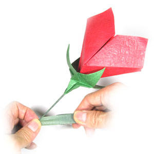 12th picture of Valentine's origami paper flower