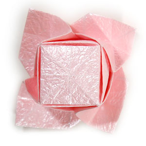 61th picture of Swirl origami rose